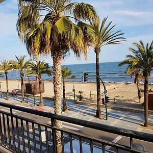 apartamento-apolo-salou.top-hotels-tarragona.com/
